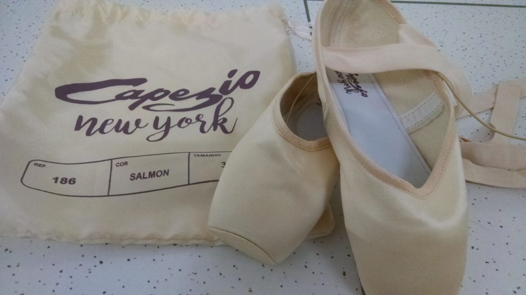 Espaço Ballet Carmem - Testando a sapatilha de ballet New York da Capezio